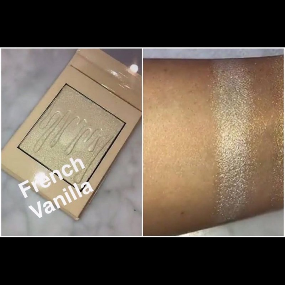 Kylie Jenner highlighter in French Vanilla